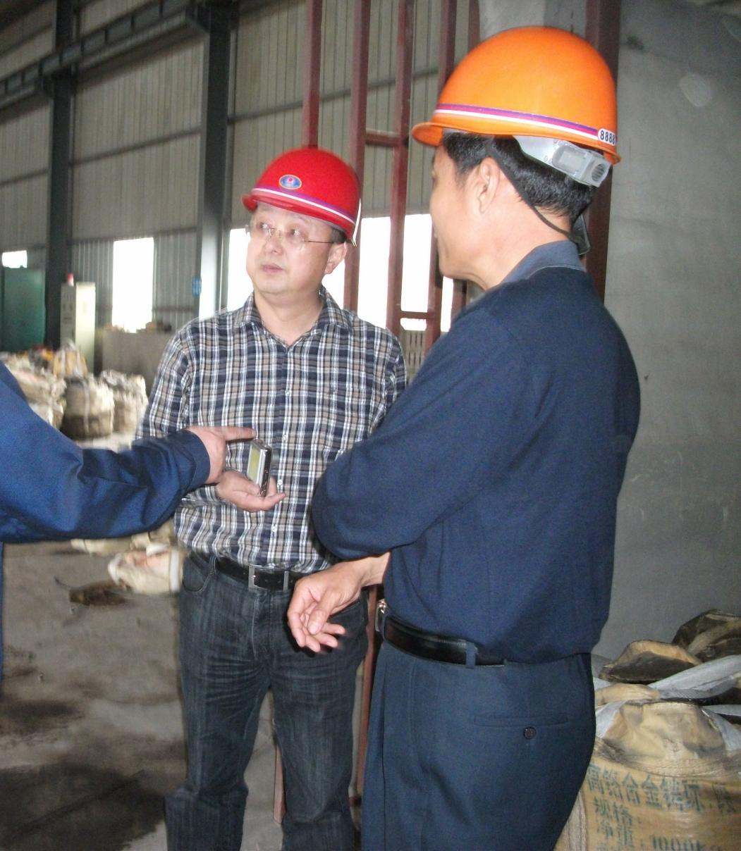 The Chinese senior technical engineer of the Canadian company came to our company to evaluate and inspect the supplier。